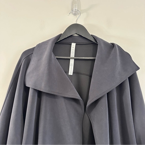 Lululemon Softstreme Belted Wrap Black Size M/L - Picture 8 of 13